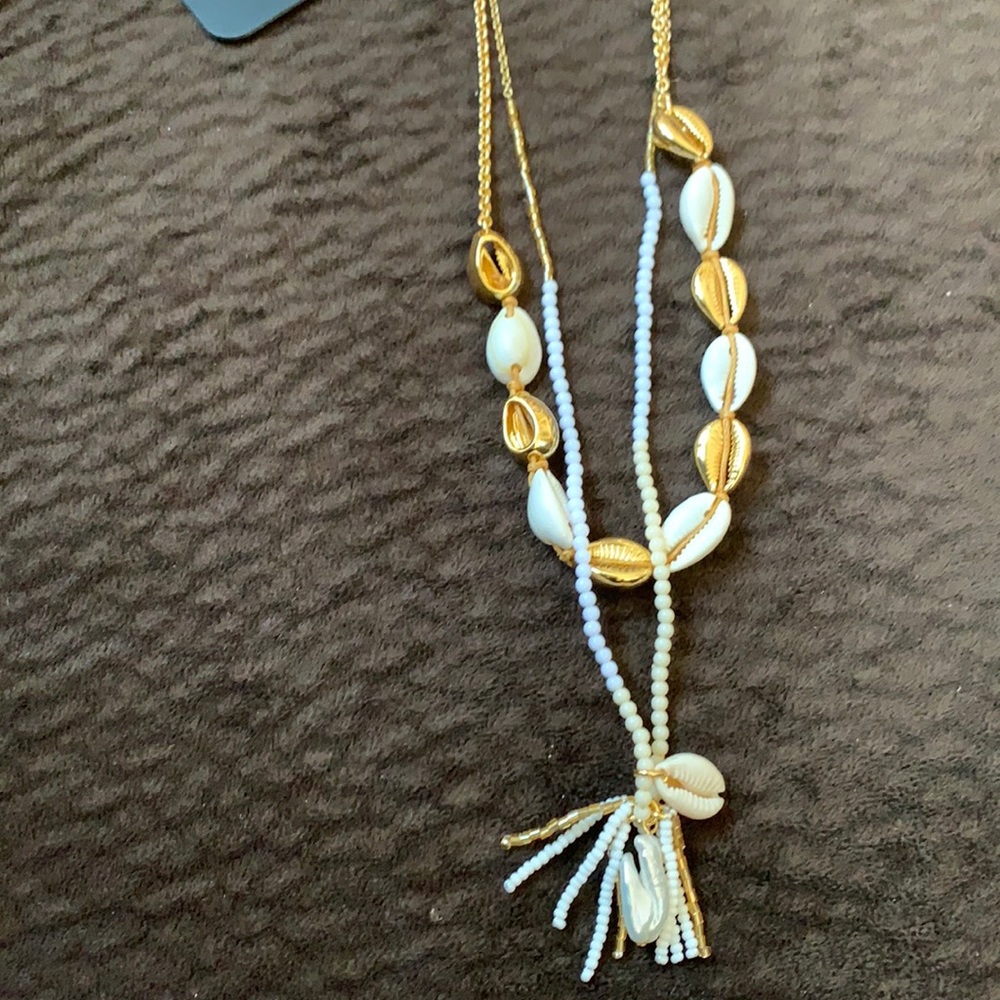 Fresh water pearl necklace and earring set